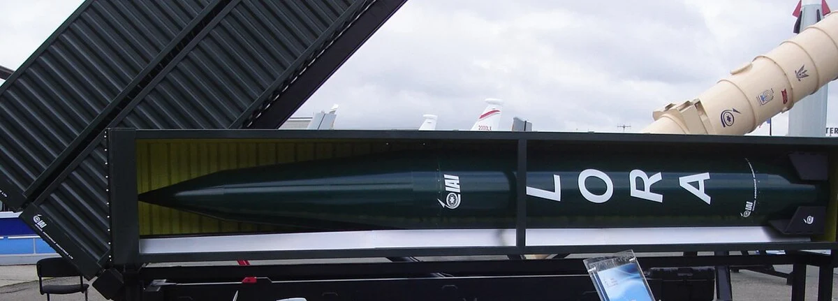Ракета LORA (Long Range Artillery)